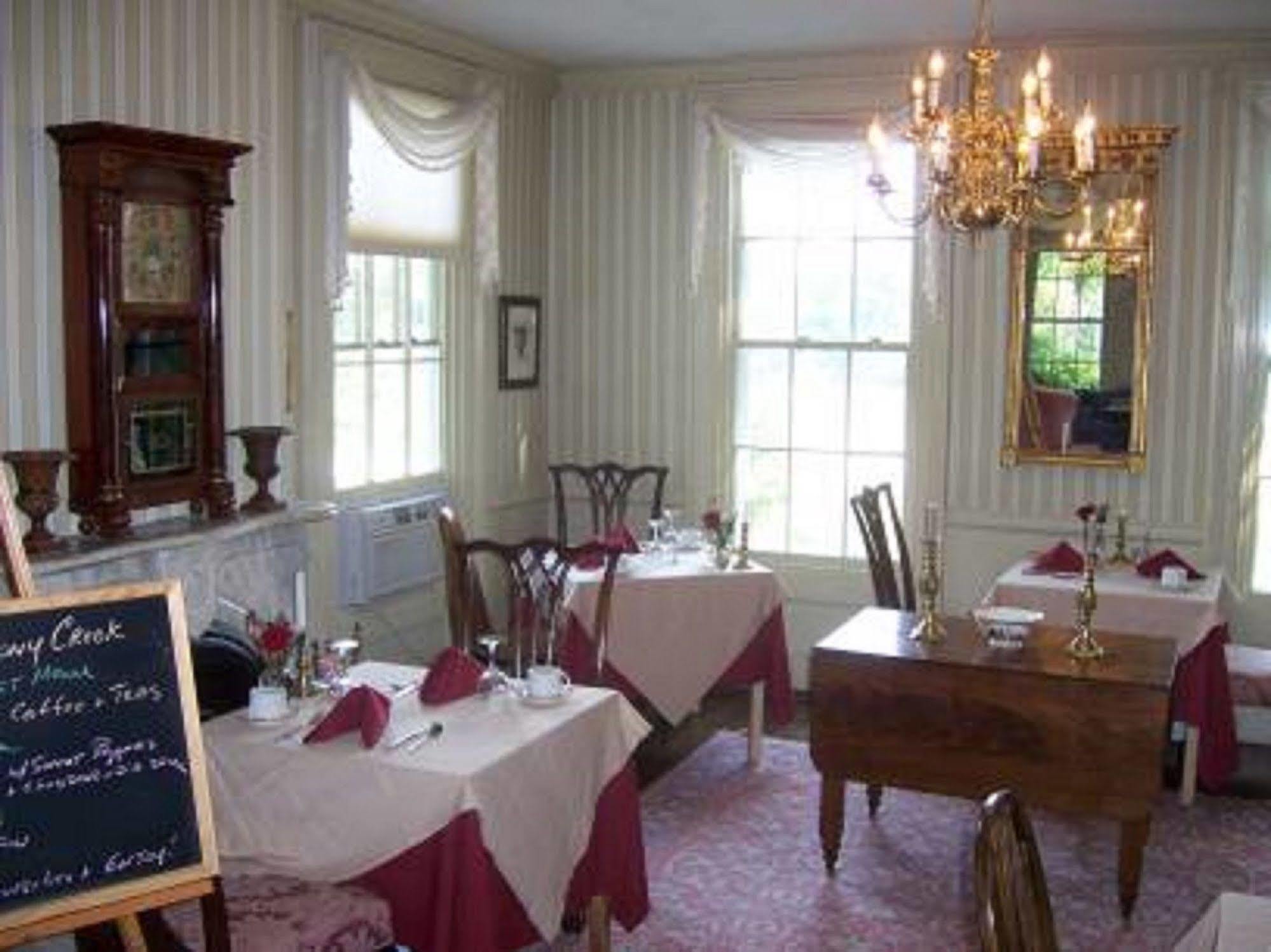 The Inn At Stony Creek Warwick Restaurant bilde